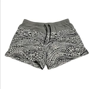 Columbia women short